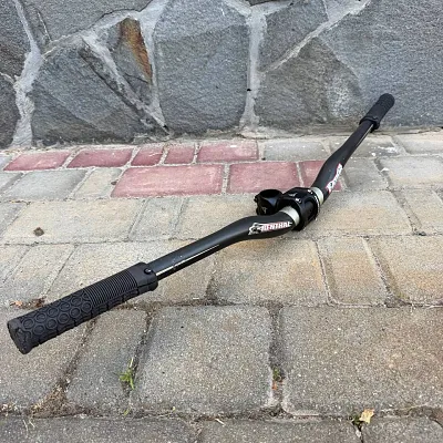 Руль Renthal Fatbar Carbon + винос Race Face Aeffect R + грипси SDG