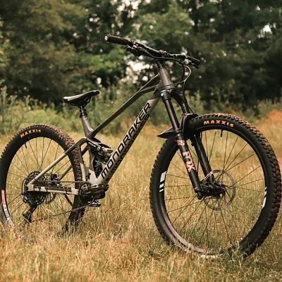 Mondraker Raze рама 29 L 130мм хода 2023