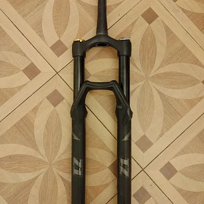 Вилка Marzocchi Bomber Z1 Grip 160mm 29