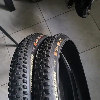 Maxxis Forekaster 29x2.6" WT + Maxxis Assegai 29x2.50" WT