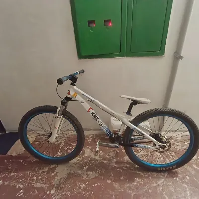 Рама Bergamont Kiez Dirt 2012 + вилка, компоненти