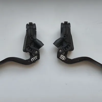 Гальмівні ручки Magura MT5