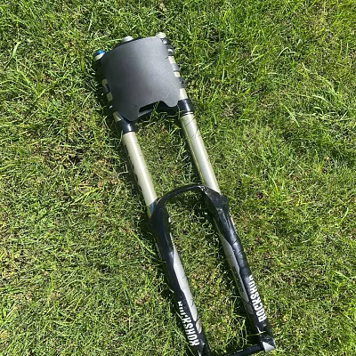 Rock Shox Boxer R2C2 передня вилка