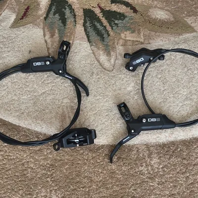Гальма Sram DB8