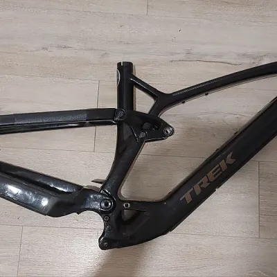 Рама Trek Fuel EXE Carbon OCLV