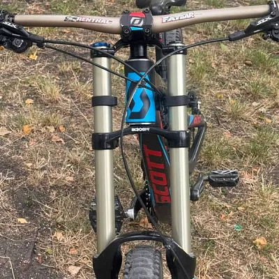 Вилка Rock Shox Boxxer