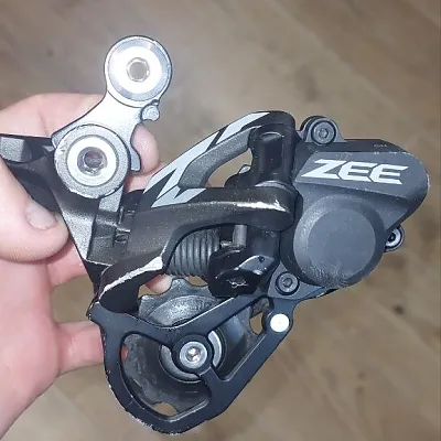 Задній перемикач Shimano Zee DH RD-M640 10speed