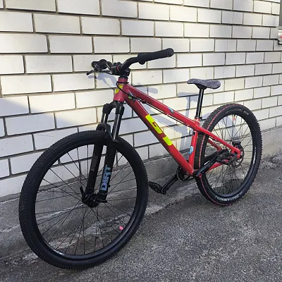 GT Labomba dirt