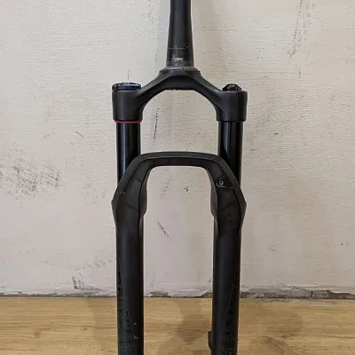 Вилка RockShox Revelation 27.5 140/110 мм