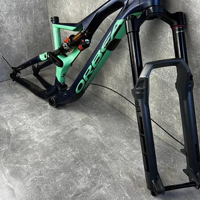 Рама Orbea Rallon M-Team + амортизатор Fox Float X2