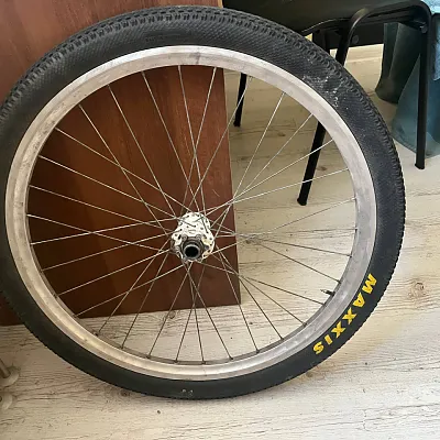 Переднє колесо MTX30 26" 20/110