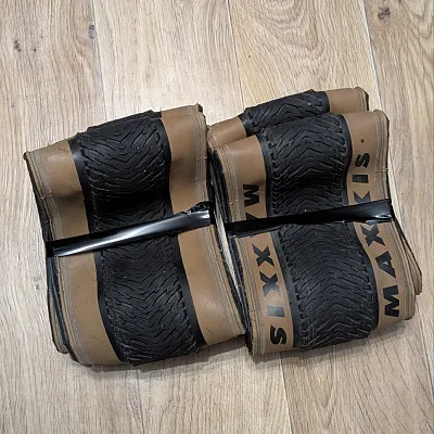 Пара покришок Maxxis DTH 26×2.3" EXO Tanwall