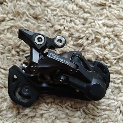 Задній перемикач Shimano Deore M4120