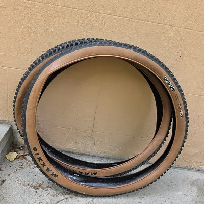 Покришки Maxxis + Michelin + Continental (комплект)