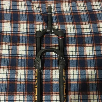 Rock Shox Lyrik Select RC Charger вилка 29 150мм