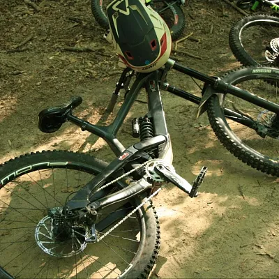 Yt Tues 2021 AL 27.5 M з Rockshox Vivid + Boxxer