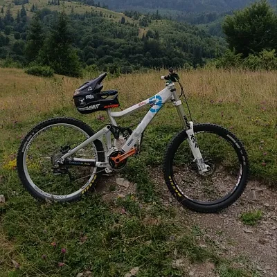 Giant Glory 1 2008 FR