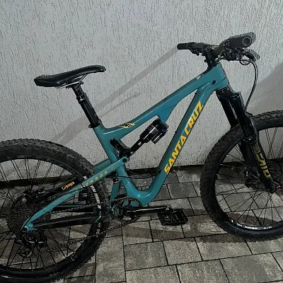 Santa Cruz Bronson C 27.5 Carbon