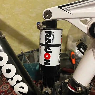 Амортизатор SR Suntour Raidon повітряний