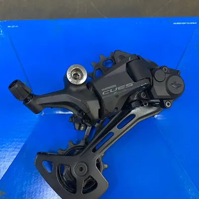 Задній перемикач Shimano Cues RD-U6000 10/11 spd