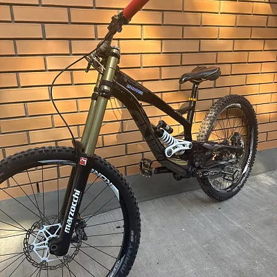 YT Tues 215 L