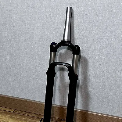 RockShox Recon Gold RL 100 мм передня вилка + шток конус 17.5 см