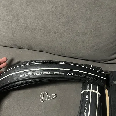 Покришки Michelin + Schwalbe Lugano 700x23c