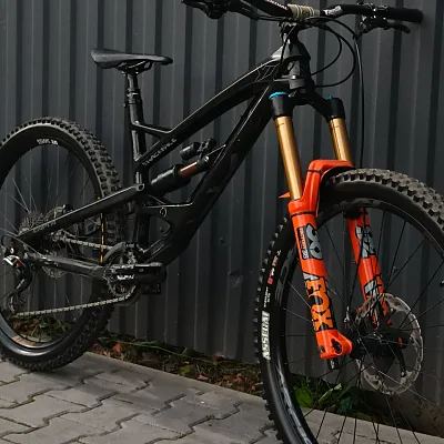 YT Capra CF Pro Race 2017 Carbon 27.5 M