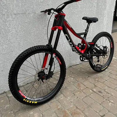 Specialized S-Works Demo 8 Carbon