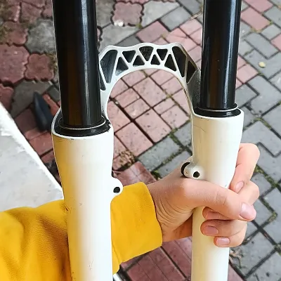 Вилка Marzocchi Dirt Jumper 2 100mm