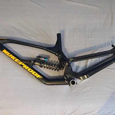 Рама Nukeproof Dissent 290 + Fox DHX 5.0 (без рульової)