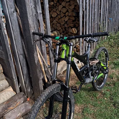 Rock Shox Domain R 200 мм вилка