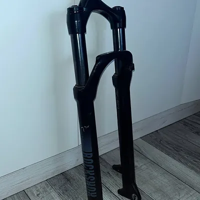 Вилка RockShox Judy Silver 29