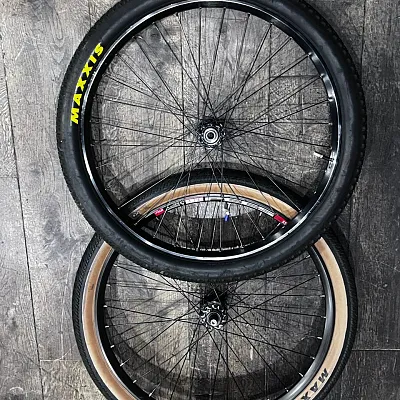 Колеса Specialized + DT Swiss в зборці