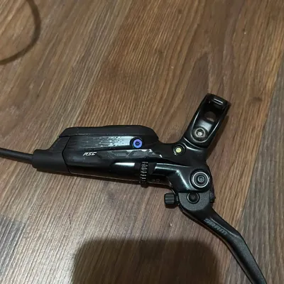 Задні гальма SRAM Code RSC