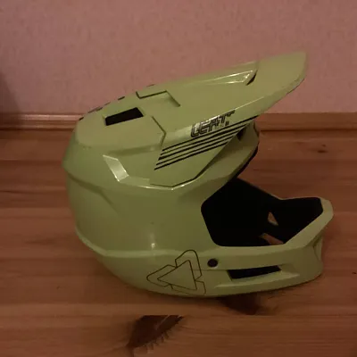 Шолом Leatt Gravity 1.0 Mojito фулфейс XS