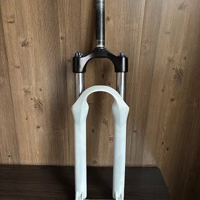 Вилка RockShox Argyle 409
