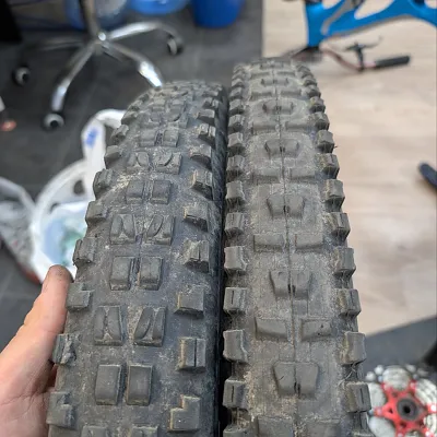 Maxxis Minion DHF 27.5/2.5 + Maxxis High Roller 2 27.5/2.4