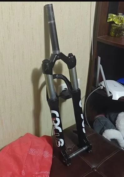 Вилка Manitou Circus 100mm