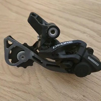 Перемикач Shimano Deore Shadow