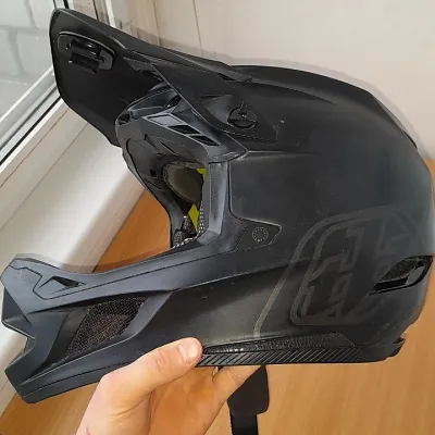 Шолом TLD D4 Composite MIPS