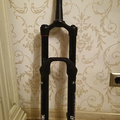 Вилка RockShox Lyrik RC 170mm 27.5