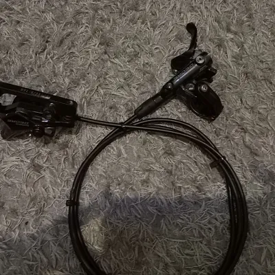 Гідравлічні гальма Shimano Deore M6100