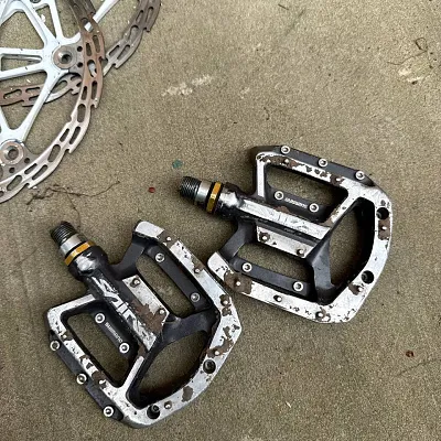 Педалі Shimano Saint