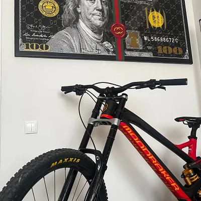 Рама Mondraker Summum Carbon