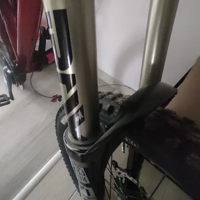 Rock Shox Boxxer вилка 200 мм