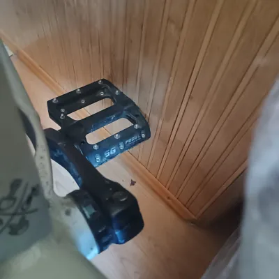 Шатуни + каретка + педалі Shimano