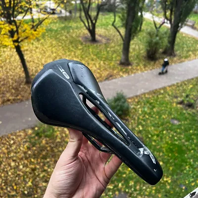 Сідло ENLEE