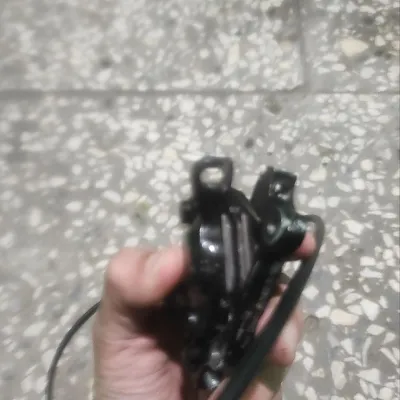 Гальма гідравлічні Shimano MT200