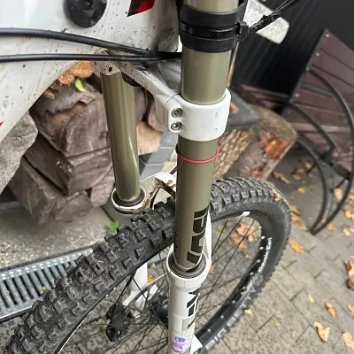 Вилка RockShox Boxxer RC